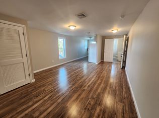 1148 E State St #3B-1150, Trenton, NJ 08609