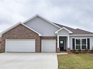 10475 E Peat Moss Ave, Mobile, AL 36695