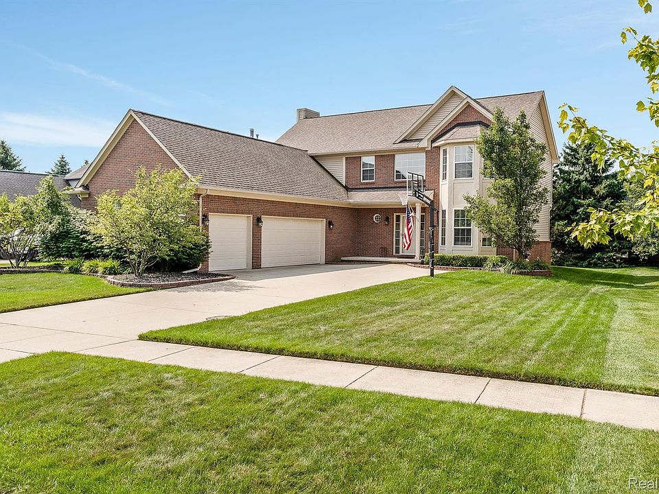 1st image of 212 Aspen Ln
