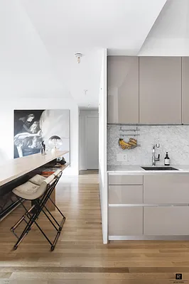 Rented by R New York | media 34