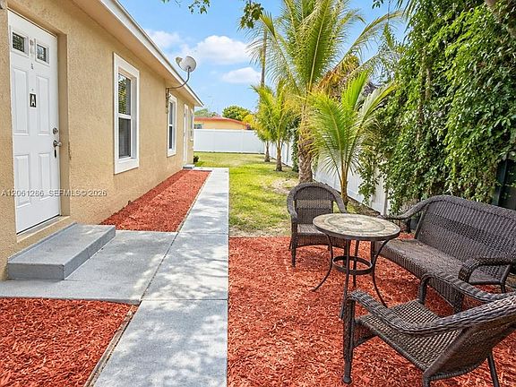 2nd image of 728 SW 6th St #2