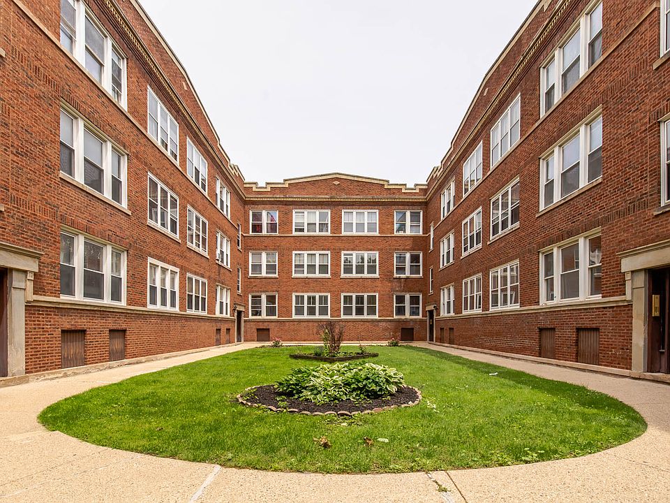 1st image of 7502 N Hoyne Ave #2114-2