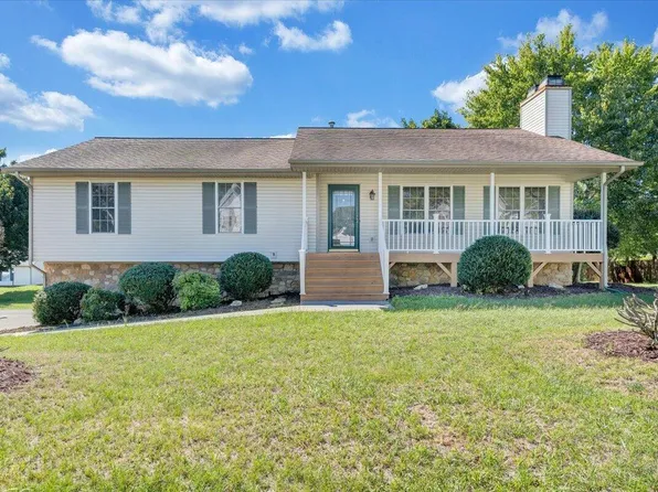 2344 Kellington Ct, Roanoke, VA 24012