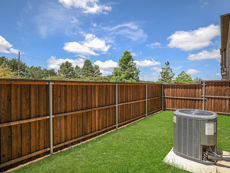 3032 Galveston St — Photo 29