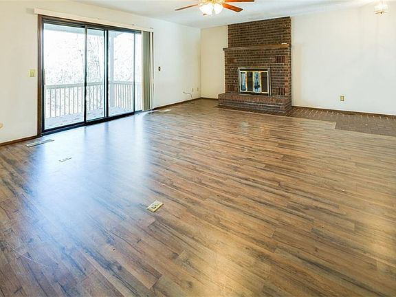 4th image of 25 Abingdon Ln
