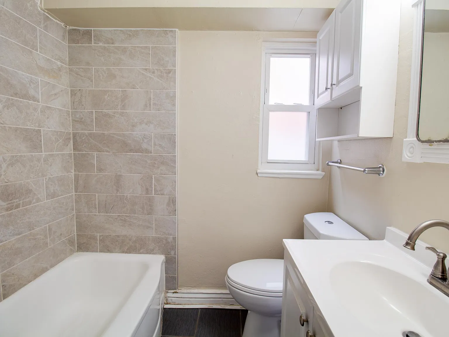 3159 S Lincoln St — Photo 3