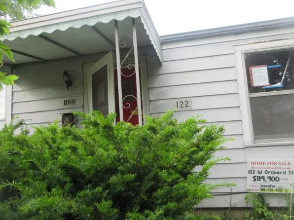 122 W Orchard St, West Manchester, OH 45382