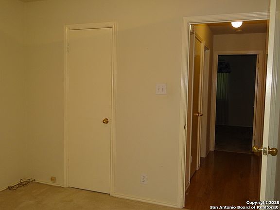 2nd image of 1112 Turncreek Ln