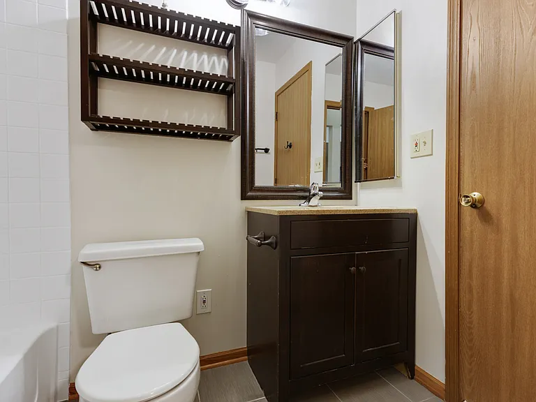 1791 Barnhill Dr — Photo 14