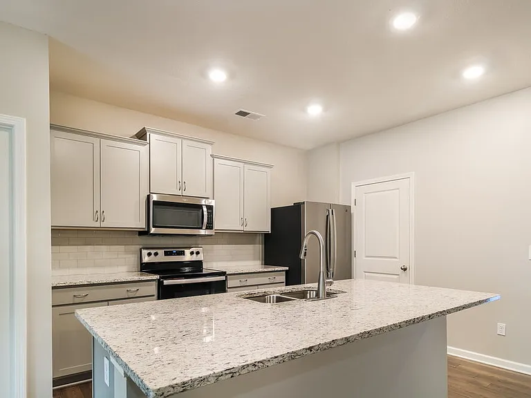 365 Beau Tisdale Dr — Photo 8