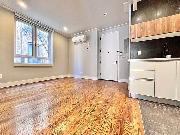 3rd image of 62 E 21st St #2A