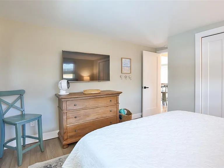 211 Island Cir — Photo 21