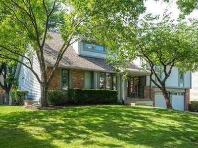 9332 W 116th Ter, Overland Park, KS, 66210