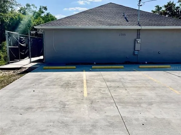 1705 3rd St NW #A, Winter Haven, FL 33881
