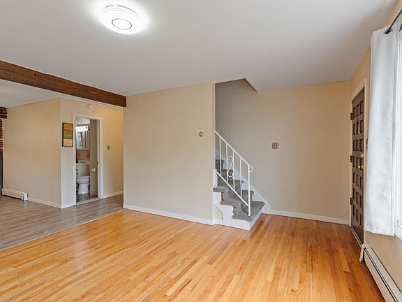 3rd image of 28 Park Pl