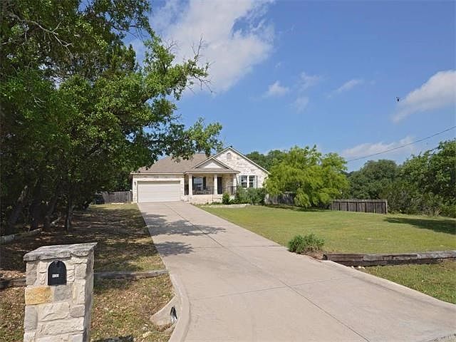Charming 1 story on oversized lot!