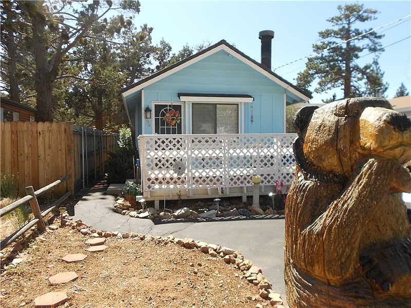 1st image of 654 Los Angeles Ave