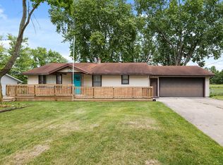 1104 Walcrest Dr, Mansfield, OH 44903