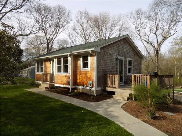 3798 S County Trl, Richmond, RI 02892