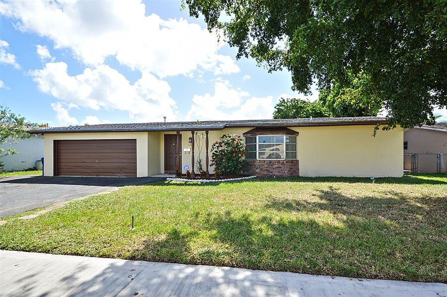 1st image of 8330 Nw 20 Ct