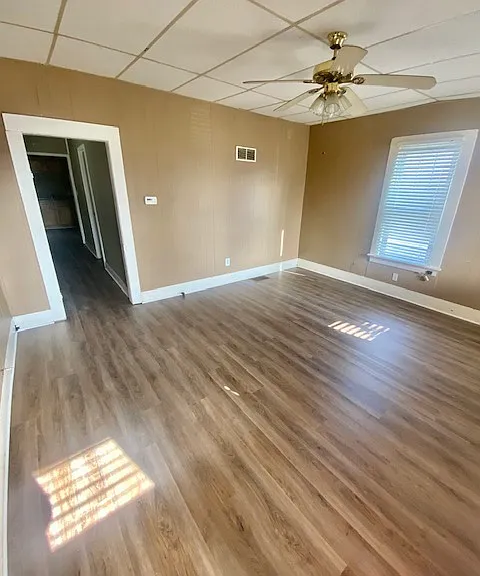 924 Pottawatomie St — Photo 5