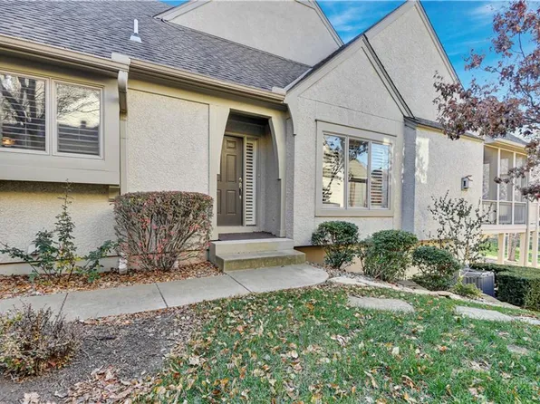 14334 Marty St, Overland Park, KS 66223