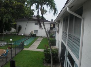 3250 NW 85th Ave APT 24, Pompano Beach, FL 33065