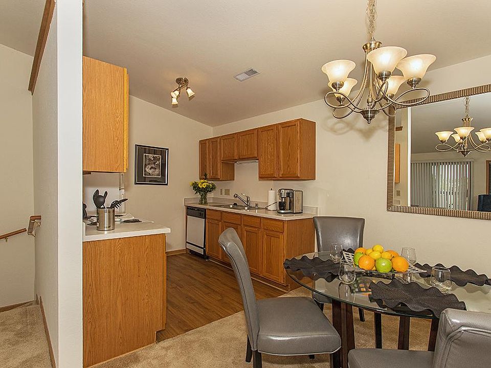 Don't Miss Out On This Deal! Apply Today! Great Space, Great