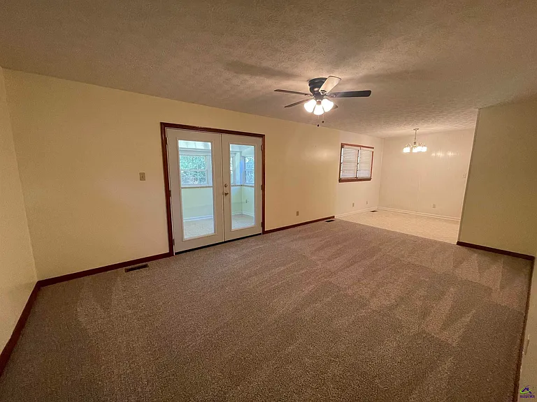 125 Briarcliff Rd — Photo 2