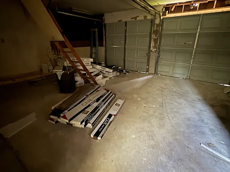 706 Redstone St — Photo 13