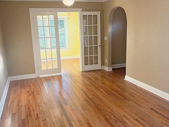 5th image of 406 Talaflo St