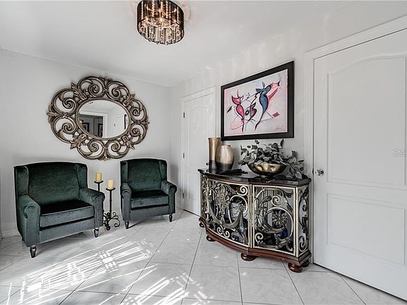3rd image of 3307 W Caracas St