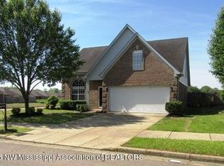 7799 Allen Ridge Ln, Olive Branch, MS 38654