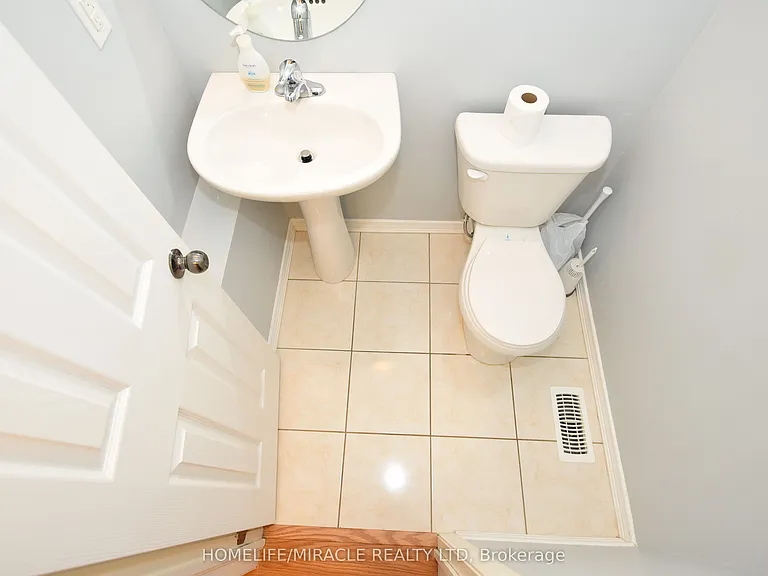 112 McBride Ave — Photo 12