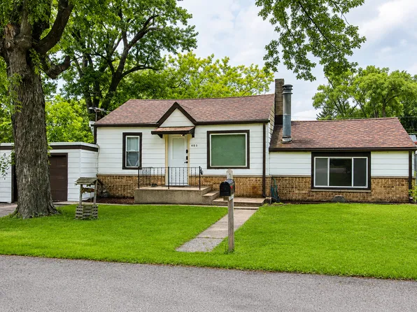 403 Maplewood Dr, Lakemoor, IL 60051