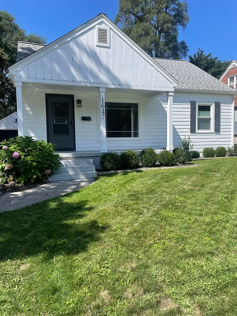Updated 4-Bedroom Home Near Mulick Park & Gaslight Village — Photo 1