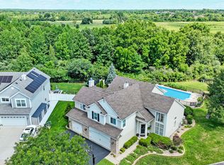 1354 Branden Ct, Bartlett, IL 60103