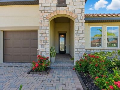 2055 Grove DR, Naples, FL, 34120