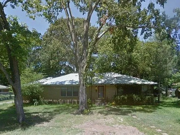 116 Thunderbird Dr, Athens, TX 75751