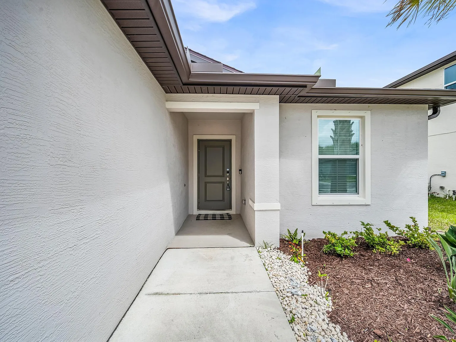 3 bed, 2.0 bath, 1464 sqft, $2,500 — Photo 4