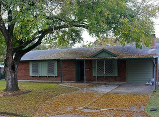 5823 Willow Oak Dr, Houston, TX 77092