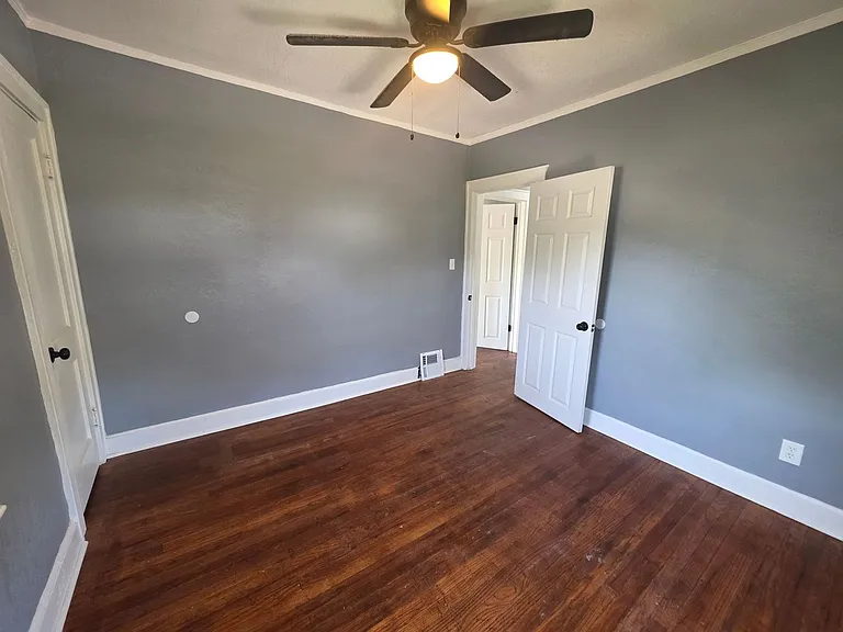 3701 Indiana Ave — Photo 11