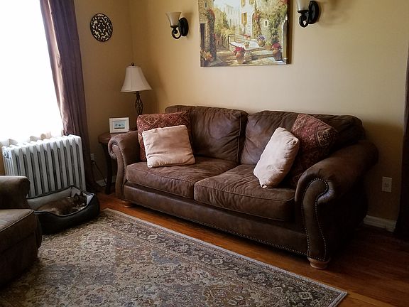 2nd floor living area