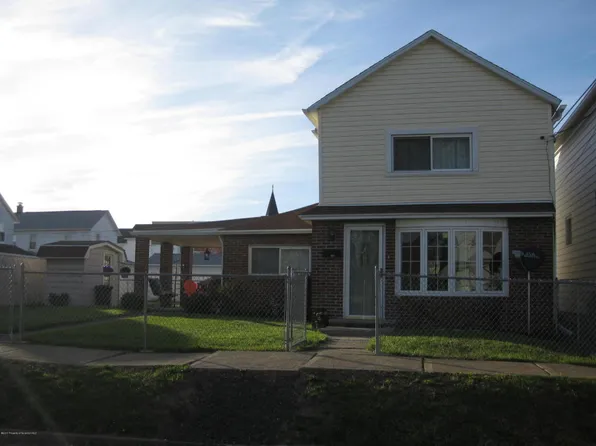 276 Academy St, Luzerne, PA 18709
