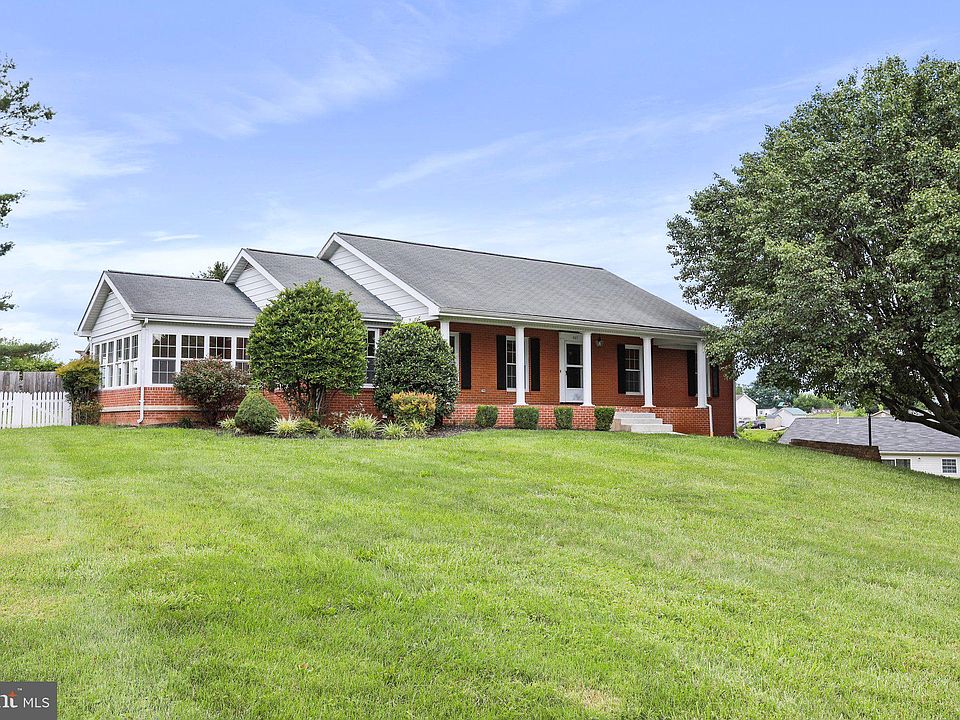485 N Lee St, Woodstock, VA 22664 Zillow