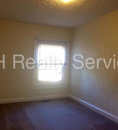 3rd image of 3510 E Fall Ck Pky N Dr APT 2