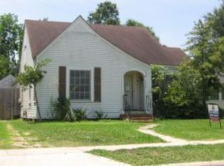 1407 W Cherry Ave, Orange, TX 77630