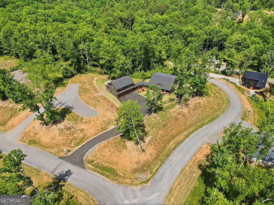 1st image of 131 Jakes Landing Dr