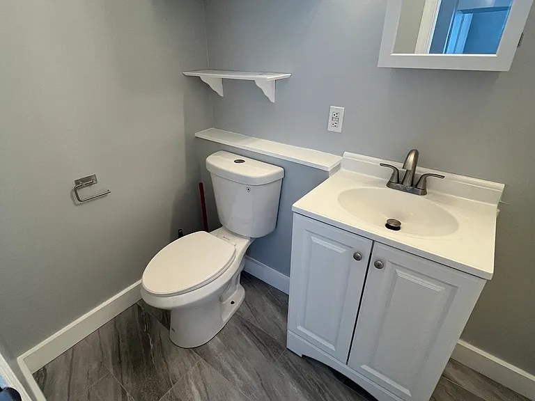 21 Harbor St #6 — Photo 2