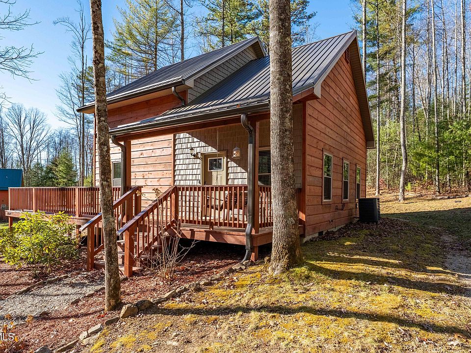 1st image of 1769 Dennis Cove Rd